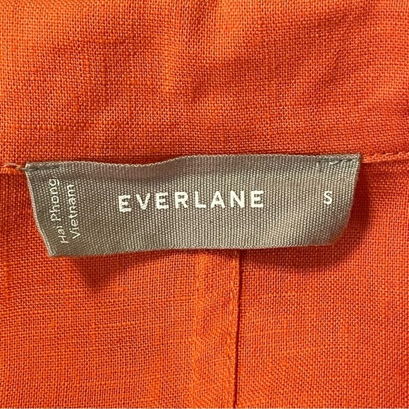 EVERLANE Linen Workwear Shirt in Burnt Orange - Picture 6 of 7